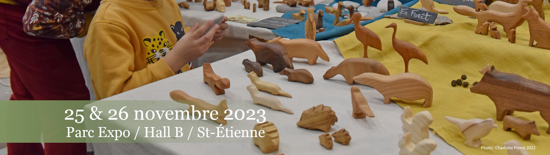 DiapoSite2023_figurinesbois_sansLogo.jpg